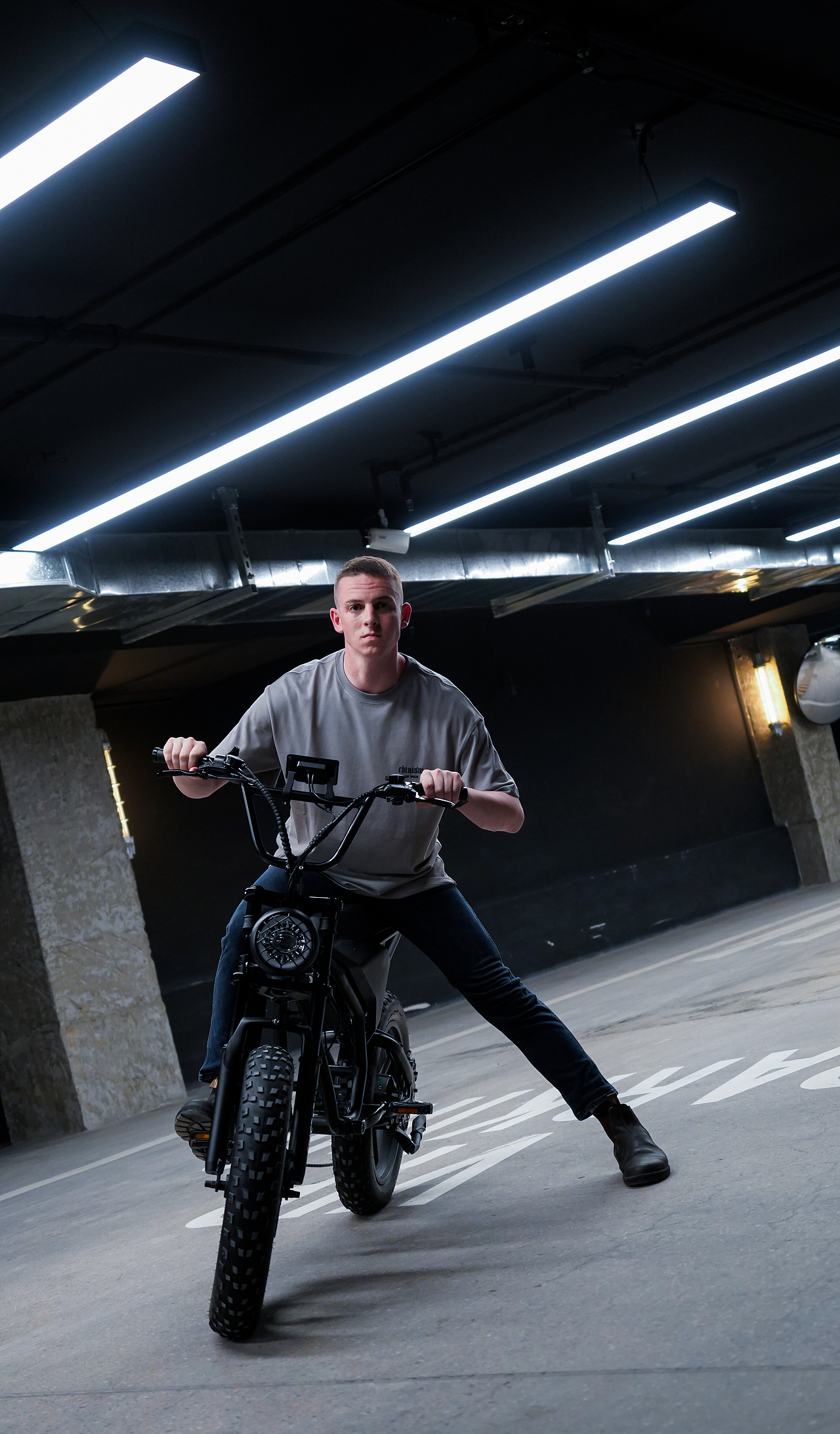 摄影后期:@不自由SEVEN7