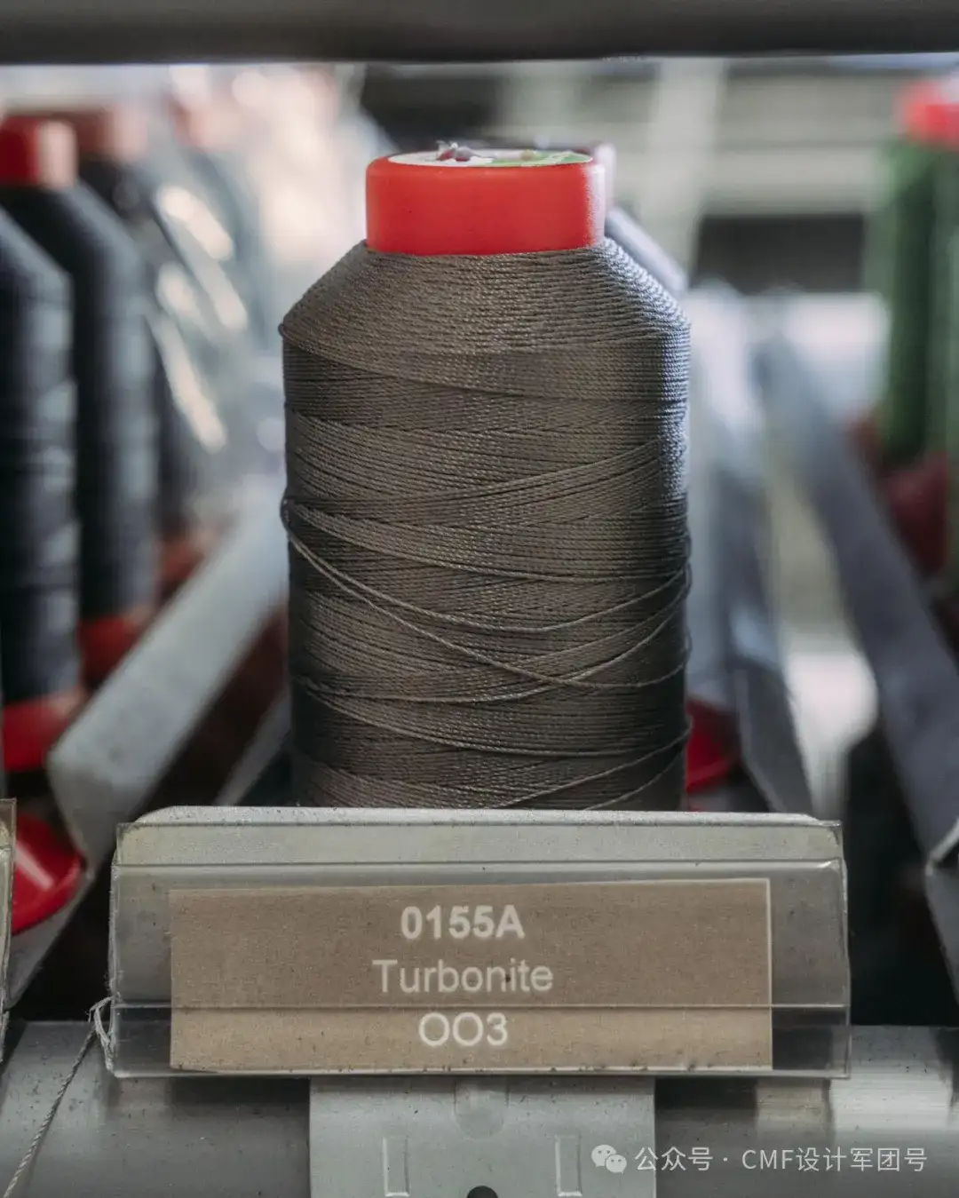 Pantone联合保时捷，权威报告中推出其独家色彩Turbonite（图ZMTQ5MDIxMDg=） - 资讯 - 站酷设计师CMF设计军团原创素材 - 站酷ZCOOL