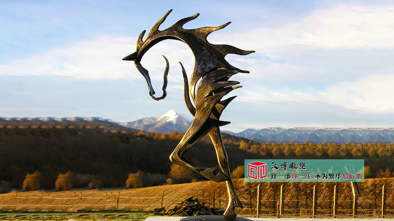 雕塑制作厂家,园林景观塑像,动物雕塑制作
<br>二、雕塑源头厂家的创作理念与工艺技术<br><br>雕塑源头厂家在创作不锈钢艺术马雕塑时，始终坚持以创新为核心，以质量为根本的创作理念。他们不断探索新的艺术形式和表现手法，力求将每一件作品都打造成为独一无二的艺术珍品。<br><br>在创作过程中，厂家首先会进行深入的调研和分析，了解客户的需求和期望，以及作品的摆放环境和使用目的等因素。然后，设计师们会根据这些信息，进行创意构思和设计方案的制定。他们会充分发挥自己的想象力和创造力，运用各种艺术手法和表现形式，将马的形象和精神内涵进行完美的诠释。<br><br>在工艺技术方面，雕塑源头厂家拥有一支高素质的技术团队和先进的生产设备。他们采用先进的数控切割、焊接、打磨、抛光等工艺技术，确保每一个细节都处理得尽善尽美。同时，厂家还注重对材料的选择和处理，选用优质的不锈钢材料，并进行严格的质量检测和表面处理，以保证雕塑作品的质量和美观度。<br><br>