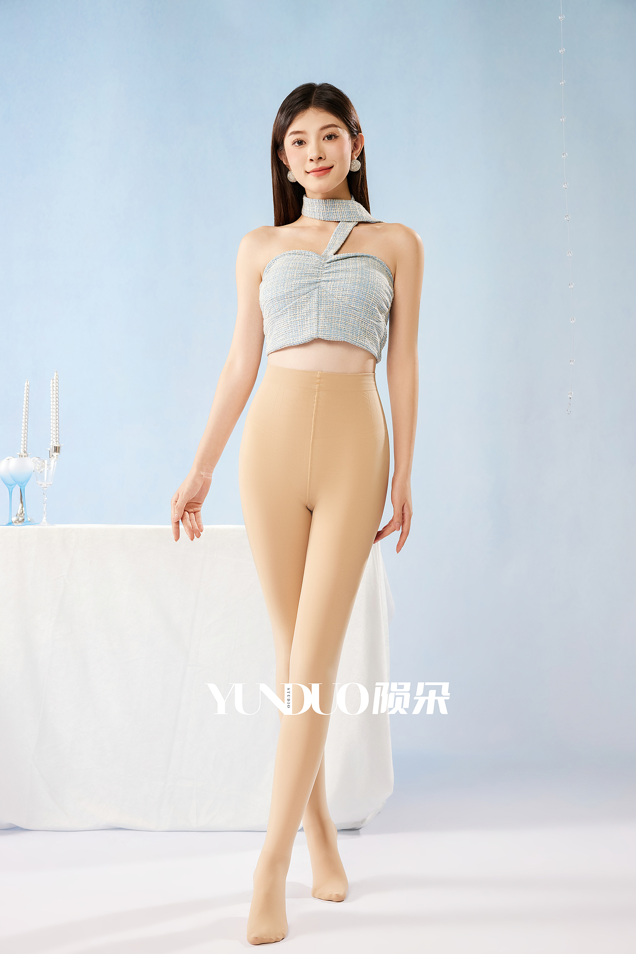 飘花伊人裤袜造景拍摄 水光袜一体袜拍摄案例