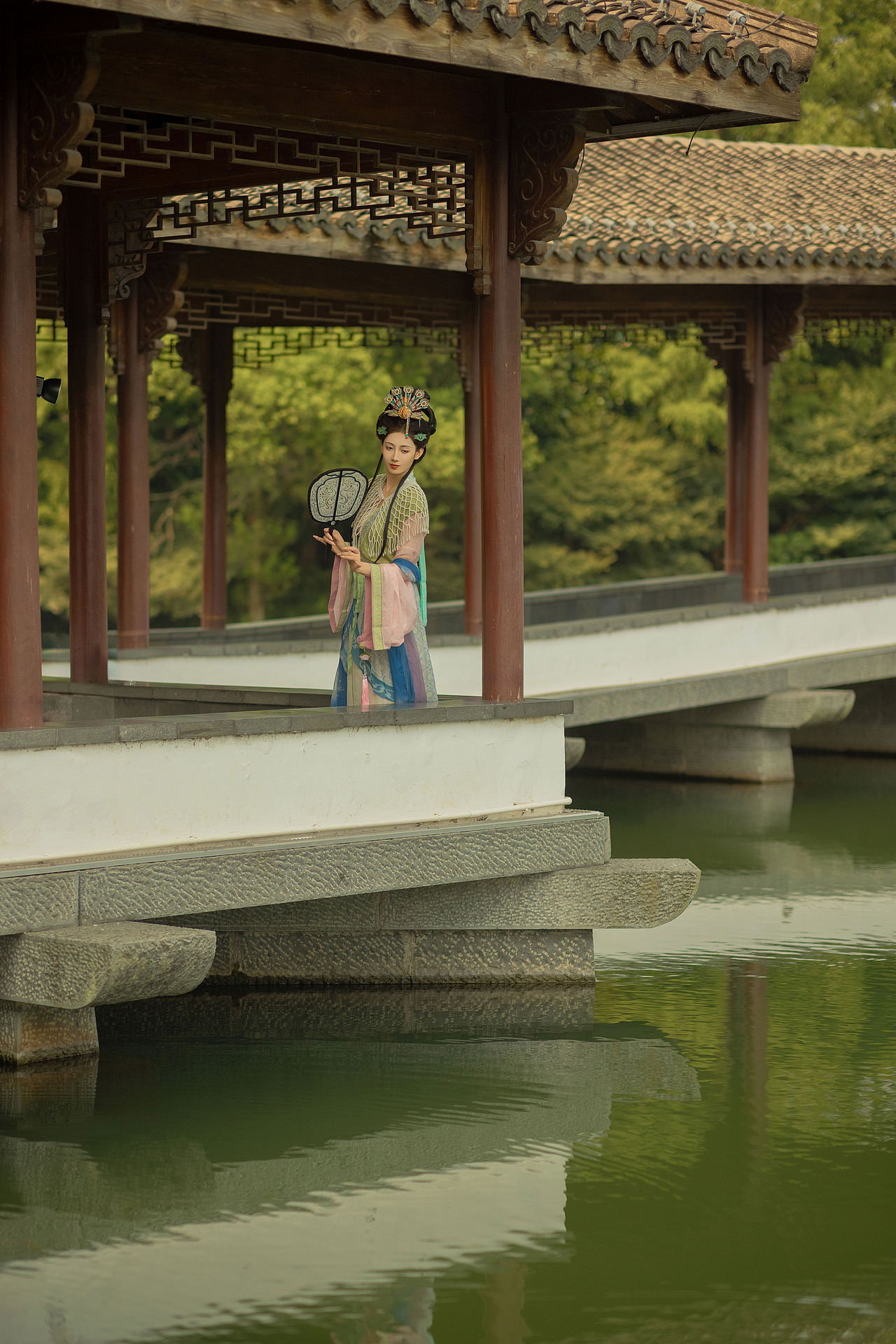 江南初秋（图ZMzc2ODQ3NDEy） - 人像摄影 - 站酷设计师若寒Rock原创素材 - 站酷ZCOOL