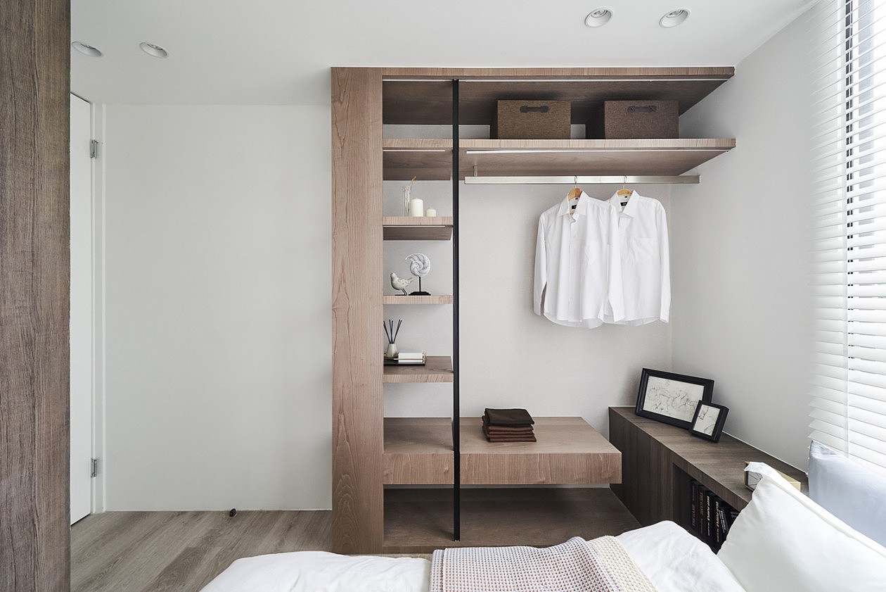 屏风入画，画入屏风