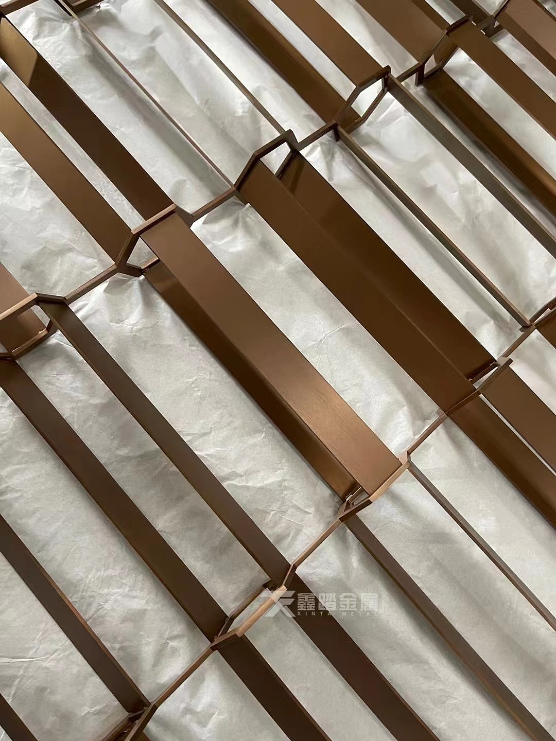 不锈钢玫瑰金格栅 不锈钢屏风隔断定制（图ZMzc2OTQ5NDI4） - 工艺品设计 - 站酷设计师w13927702320原创素材 - 站酷ZCOOL