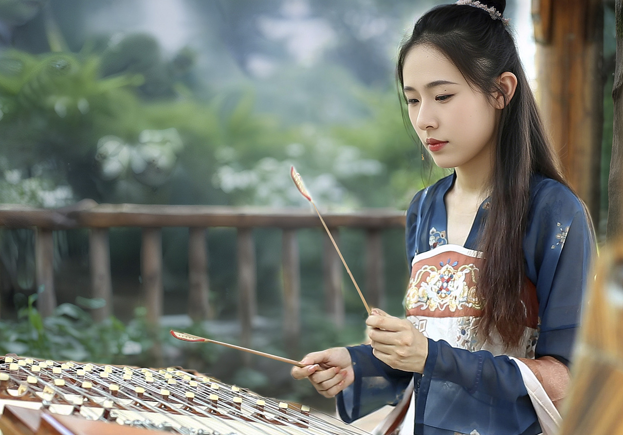 人像摄影+自媒体/扬琴《权力的游戏》（图ZMzc2OTY2ODM2） - 人像摄影 - 站酷设计师刘导来了原创素材 - 站酷ZCOOL