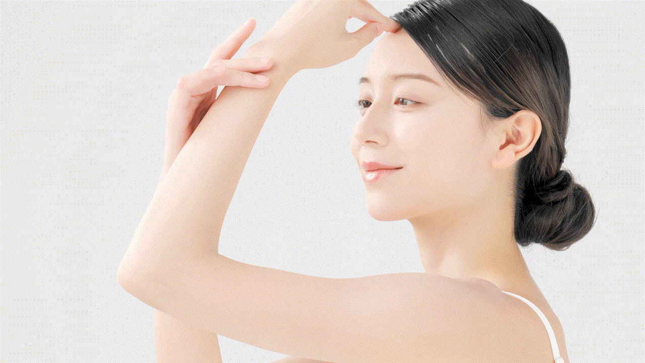 护肤品摄影 # 电商视频 # 欧橘「泛醇极润修护精华乳」（图ZMzc2OTc1NDA4） - 产品摄影 - 站酷设计师YuNqiVision原创素材 - 站酷ZCOOL