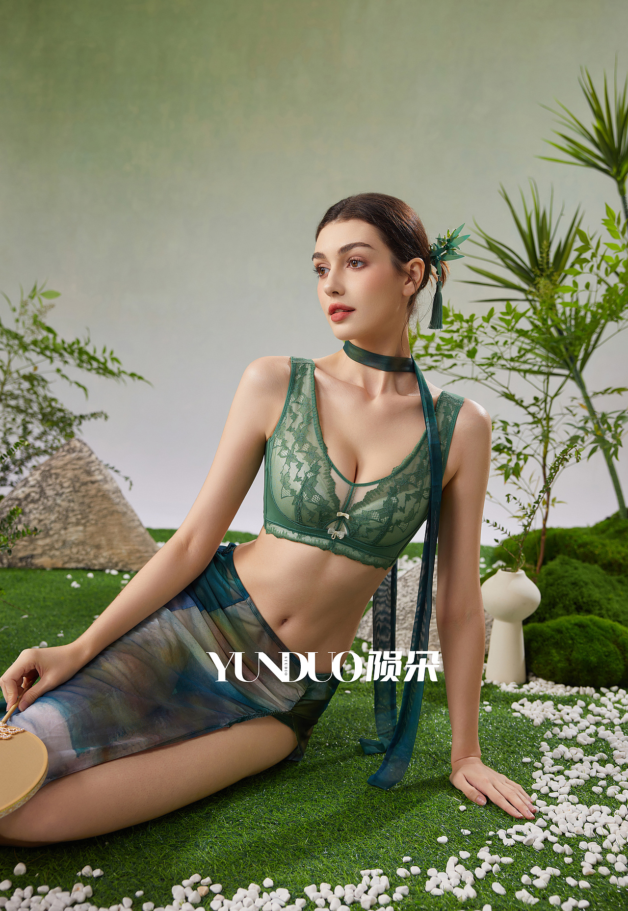 浪莎文胸形象片拍摄 内衣套装文胸拍摄案例分享