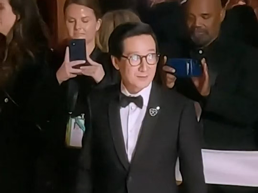 Glambot机械臂格莱美慢镜头拍摄互动装置