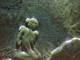 許像元玉雕作品白月光野浴美女西域玉雕大師作品俏色