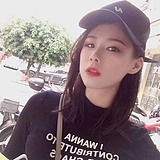 设计师杨芝琳的头像