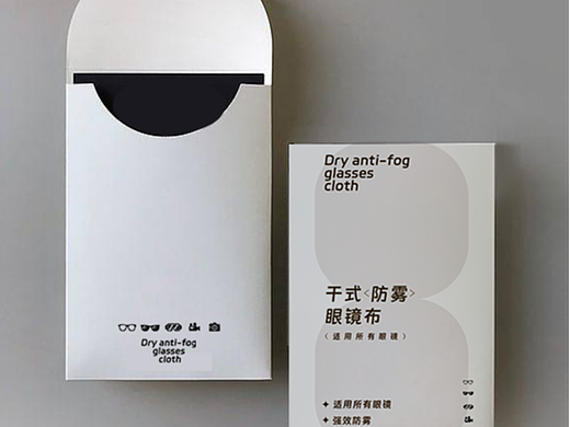 防雾眼镜布包装，。