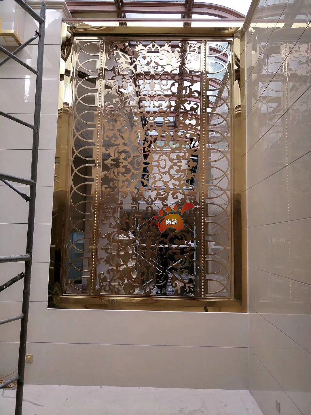 欧式风格铝板雕刻K金屏风/别墅推荐（图ZMzc3MjEwMTI0） - 其他工业/产品 - 站酷设计师恒鑫踏不锈钢制品原创素材 - 站酷ZCOOL