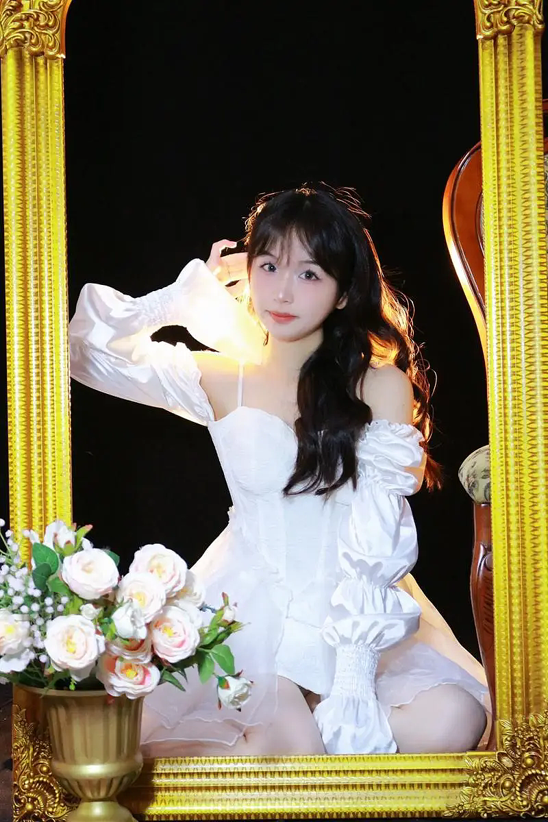 摄影师和模特哪个是成功的关键?拍照时如何引导模特?