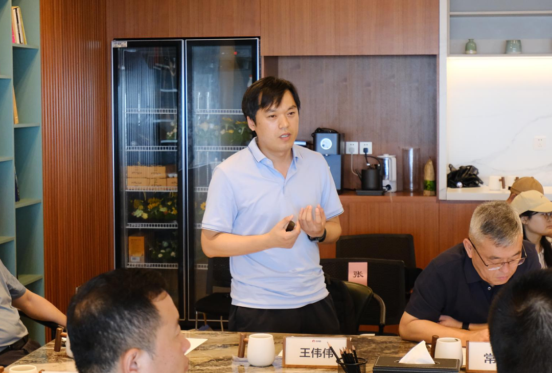 “大咖沙龙——数字化时代文化创意设计活动”成功举办