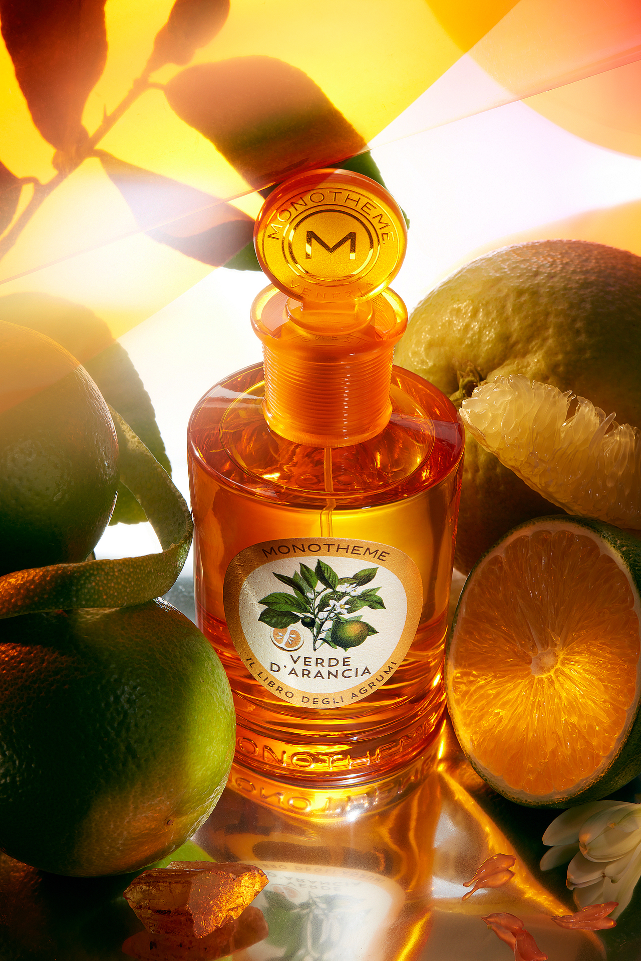 9月刊丨闪闪发光的香水（图ZMzc3Mjk0MTg0） - 产品摄影 - 站酷设计师野鹿摄影原创素材 - 站酷ZCOOL