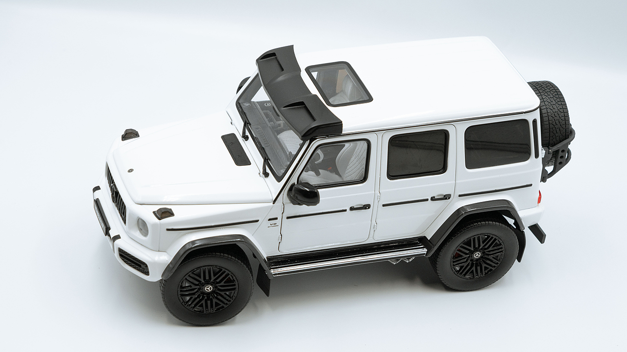 Mercedes-Benz G63 4×4² W464 1:18 iScale