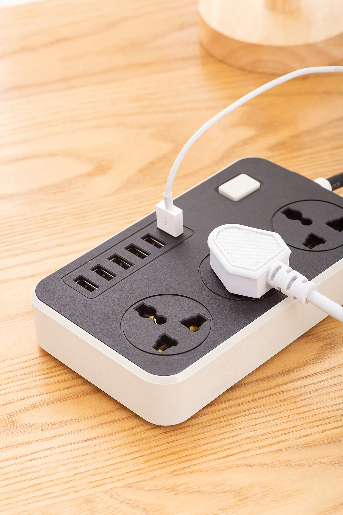 电插排拍摄摄影（图ZMzc3MzMyMDQw） - 产品摄影 - 站酷设计师浮设绘摄影集原创素材 - 站酷ZCOOL