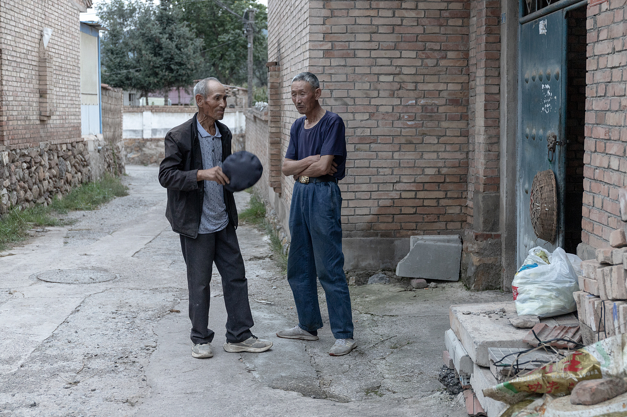 六盘山下卧羊川里的人