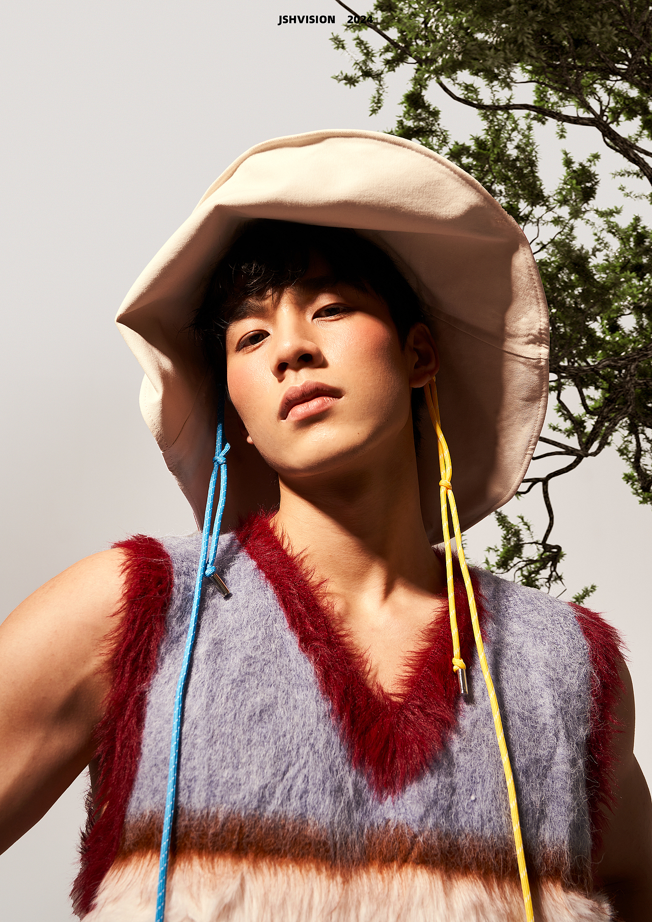 初秋的山谷少年（图ZMzc3NDMxMDky） - 时尚/艺术摄影 - 站酷设计师杨华彬原创素材 - 站酷ZCOOL