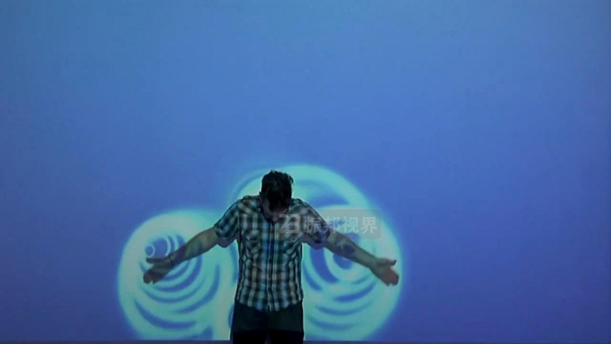 艺术装置新尝试？墙面互动投影有何新意？