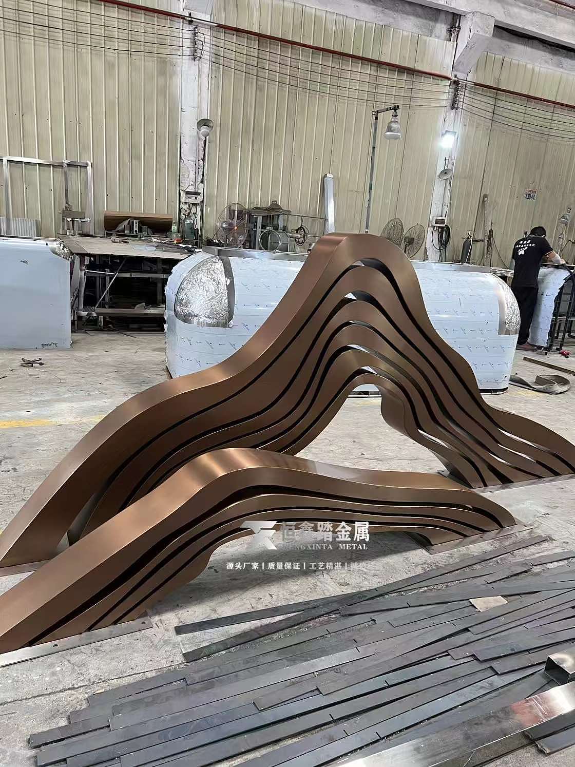 不锈钢假山景观雕塑 不锈钢山峦雕塑装饰工艺定制