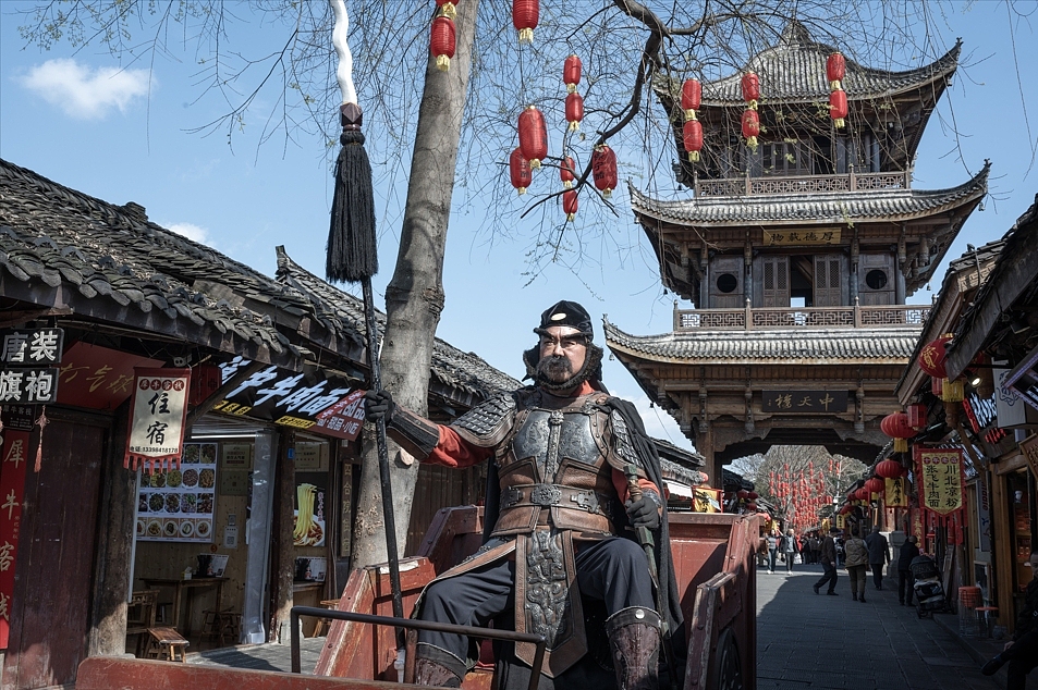 施鹤年《中天楼》（图ZMzc3NTY5NjMy） - 人文/纪实摄影 - 站酷设计师四川非遗摄影前沿原创素材 - 站酷ZCOOL