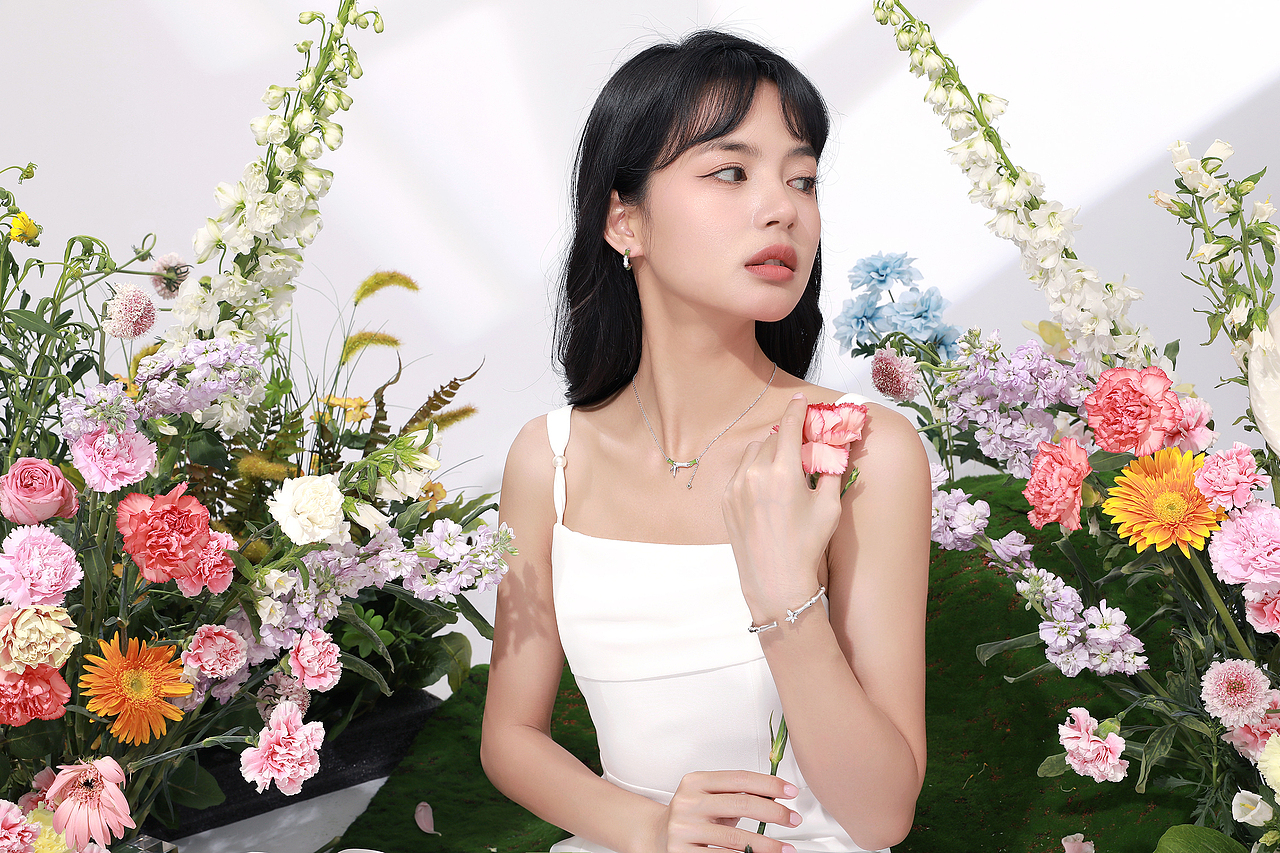 珠宝人像修图 | 银饰套系模特佩戴图（图ZMzc3NTcyODg4） - 修图/后期 - 站酷设计师珠宝产品人像修图原创素材 - 站酷ZCOOL