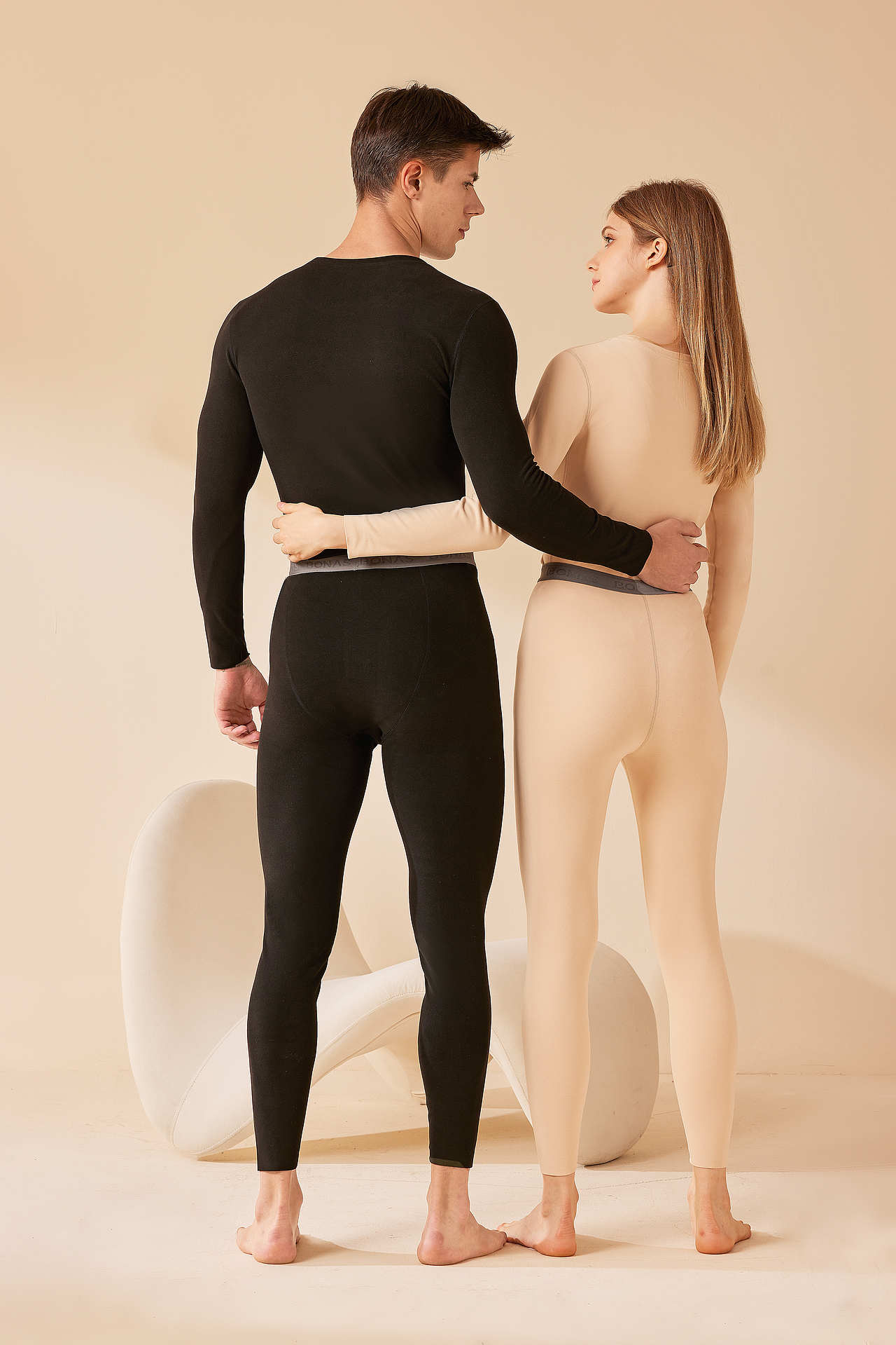 保暖内衣模特拍摄（图ZMzc3NjIyMzgw） - 产品摄影 - 站酷设计师高冷的热狗原创素材 - 站酷ZCOOL