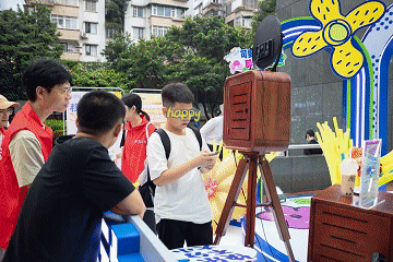 中国移动：移动小福券，六一大狂欢——活动回顾（图ZMzc3NzQ4MTEy） - 展陈设计 - 站酷设计师佛山市智勇汇文化原创素材 - 站酷ZCOOL