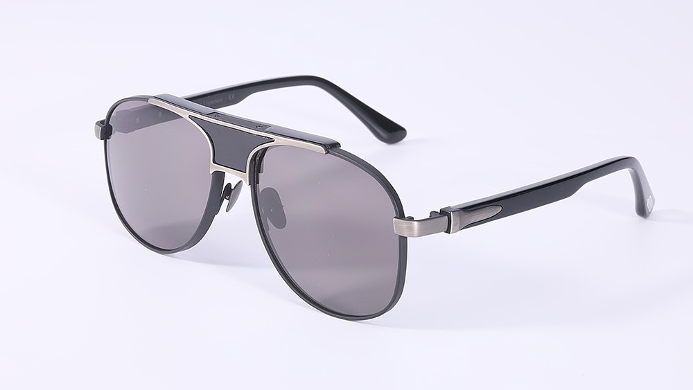 智能太阳眼镜:你的框架眼镜戴了多久?