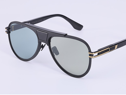 智能太阳眼镜：科技与时尚的融合