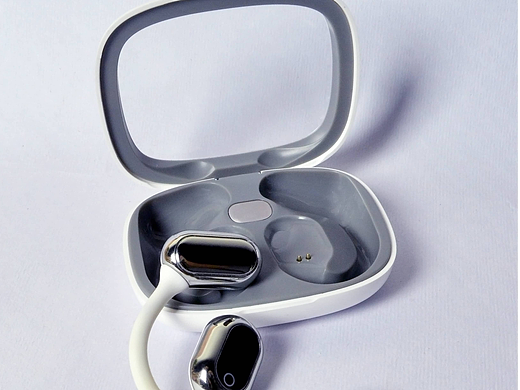 产品摄影——蓝牙耳机（个人主页-ZNzA1MDkwMTI=） - 产品摄影 - 站酷设计师皮皮剪刀手原创素材 - 站酷ZCOOL