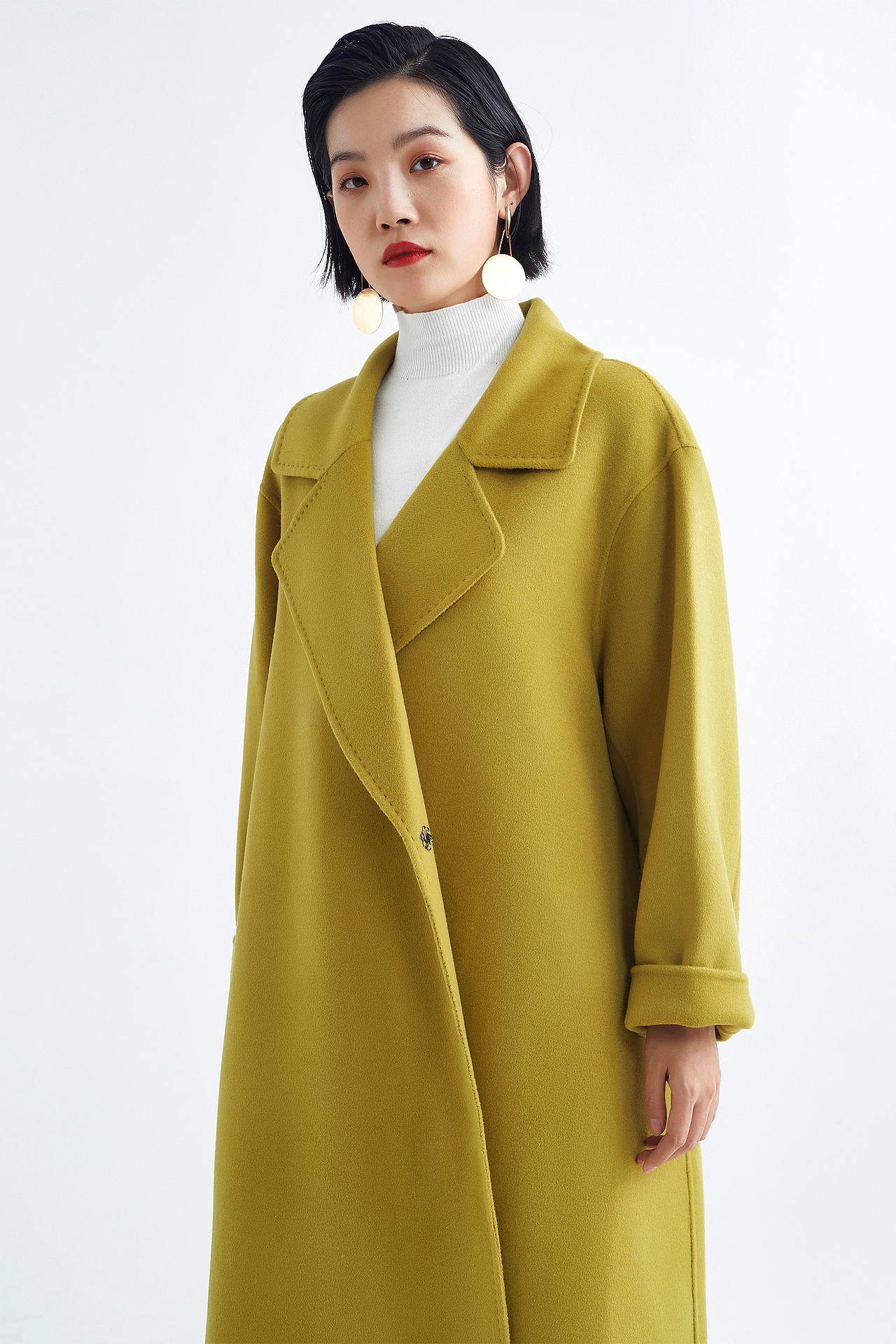  羊绒呢子大衣摄影 冬装外套棉衣拍图 广州摄影公司