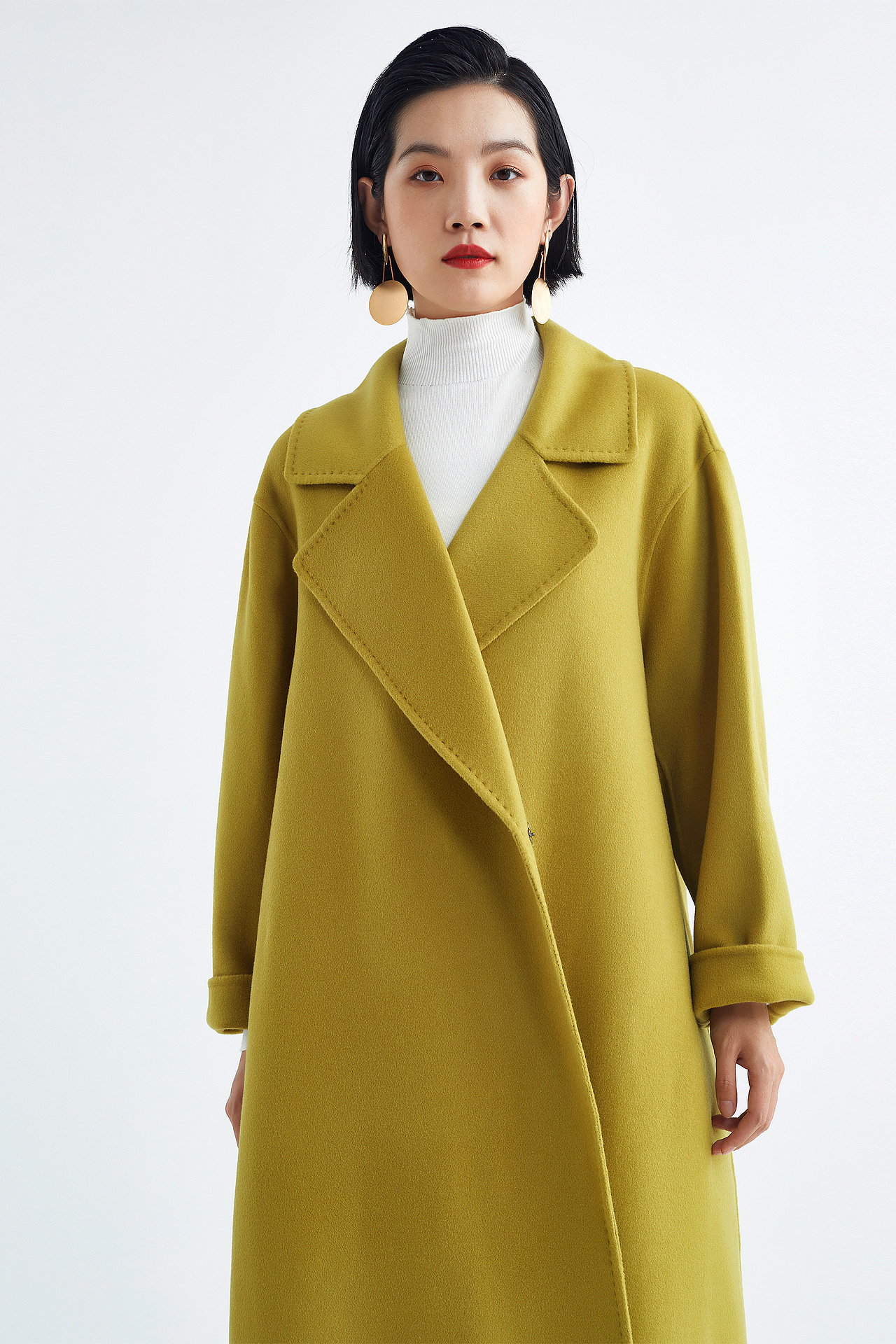  羊绒呢子大衣摄影 冬装外套棉衣拍图 广州摄影公司