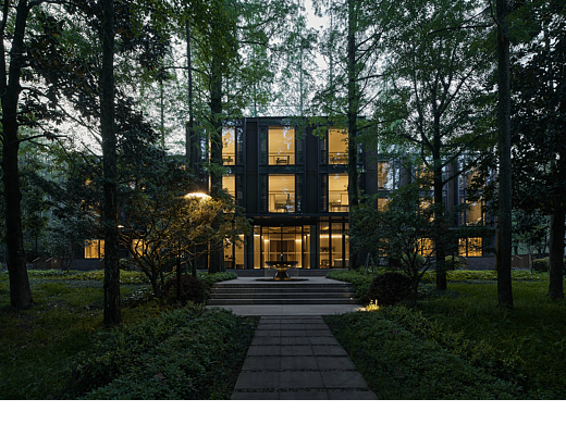 东明山·月泉里