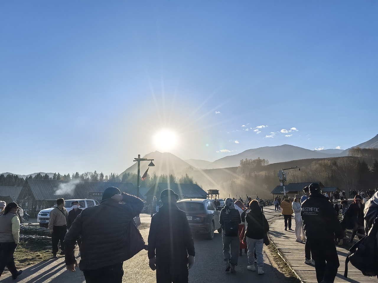 禾木山林风光和夜景