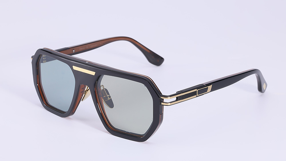 车载智能眼镜：智能眼镜，隧道中的光明使者（图ZMzc4MzUzNDcy） - 配饰 - 站酷设计师新创森眼镜工厂原创素材 - 站酷ZCOOL