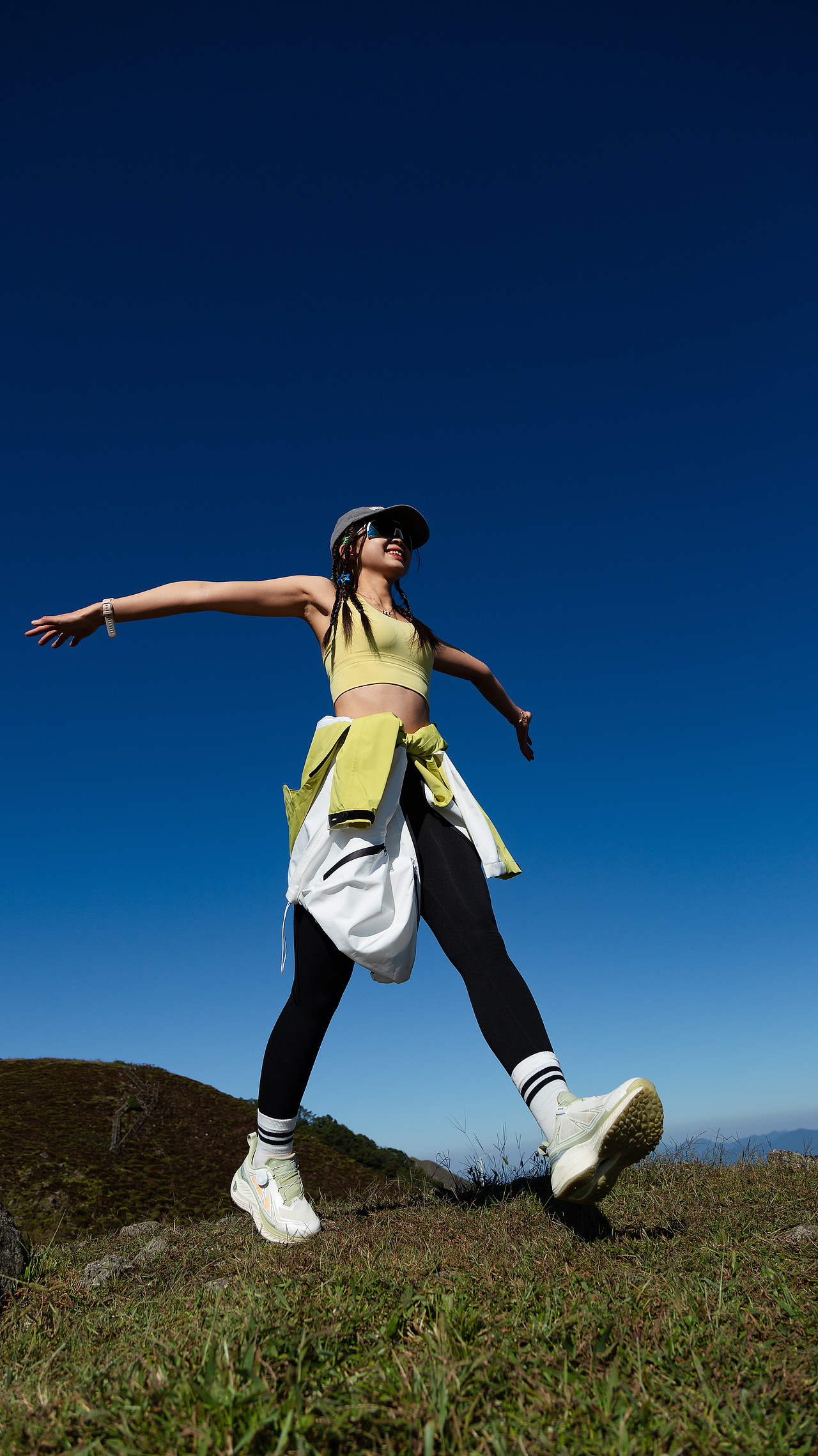 去丽天空近一点的地方（图ZMzc4MzU2ODk2） - 人像摄影 - 站酷设计师春秋大梦的秋原创素材 - 站酷ZCOOL