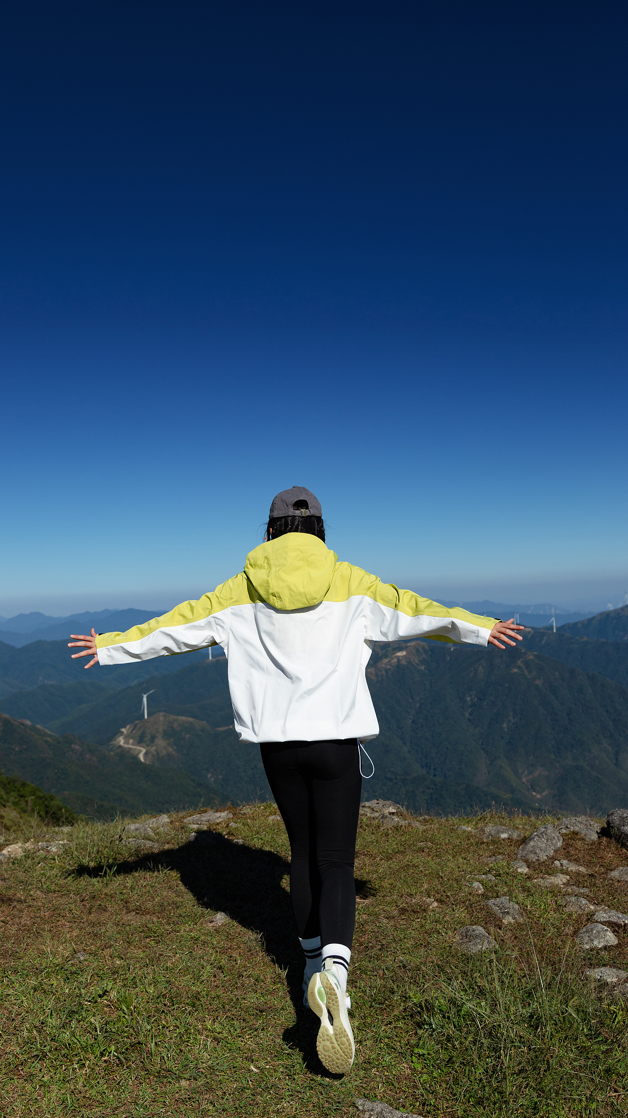 去丽天空近一点的地方（图ZMzc4MzU2ODg0） - 人像摄影 - 站酷设计师春秋大梦的秋原创素材 - 站酷ZCOOL