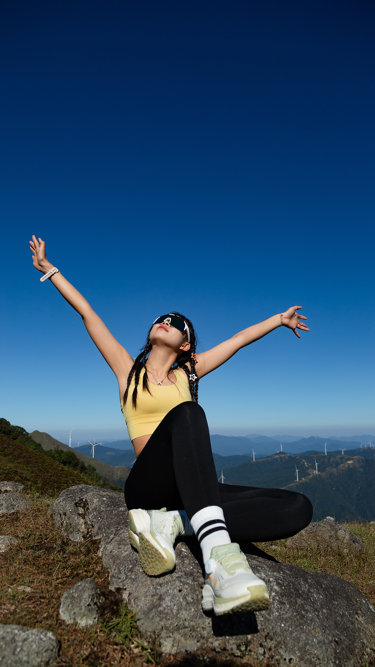 去丽天空近一点的地方（图ZMzc4MzU2OTA4） - 人像摄影 - 站酷设计师春秋大梦的秋原创素材 - 站酷ZCOOL