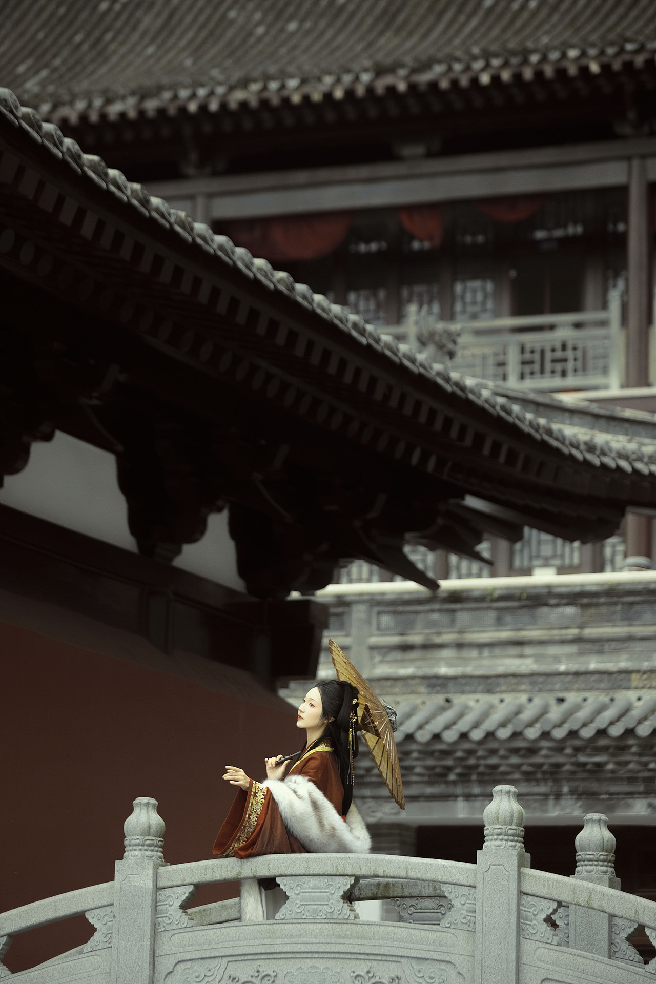 青山折腰（图ZMzc4NTAwMTM2） - 人像摄影 - 站酷设计师若寒Rock原创素材 - 站酷ZCOOL