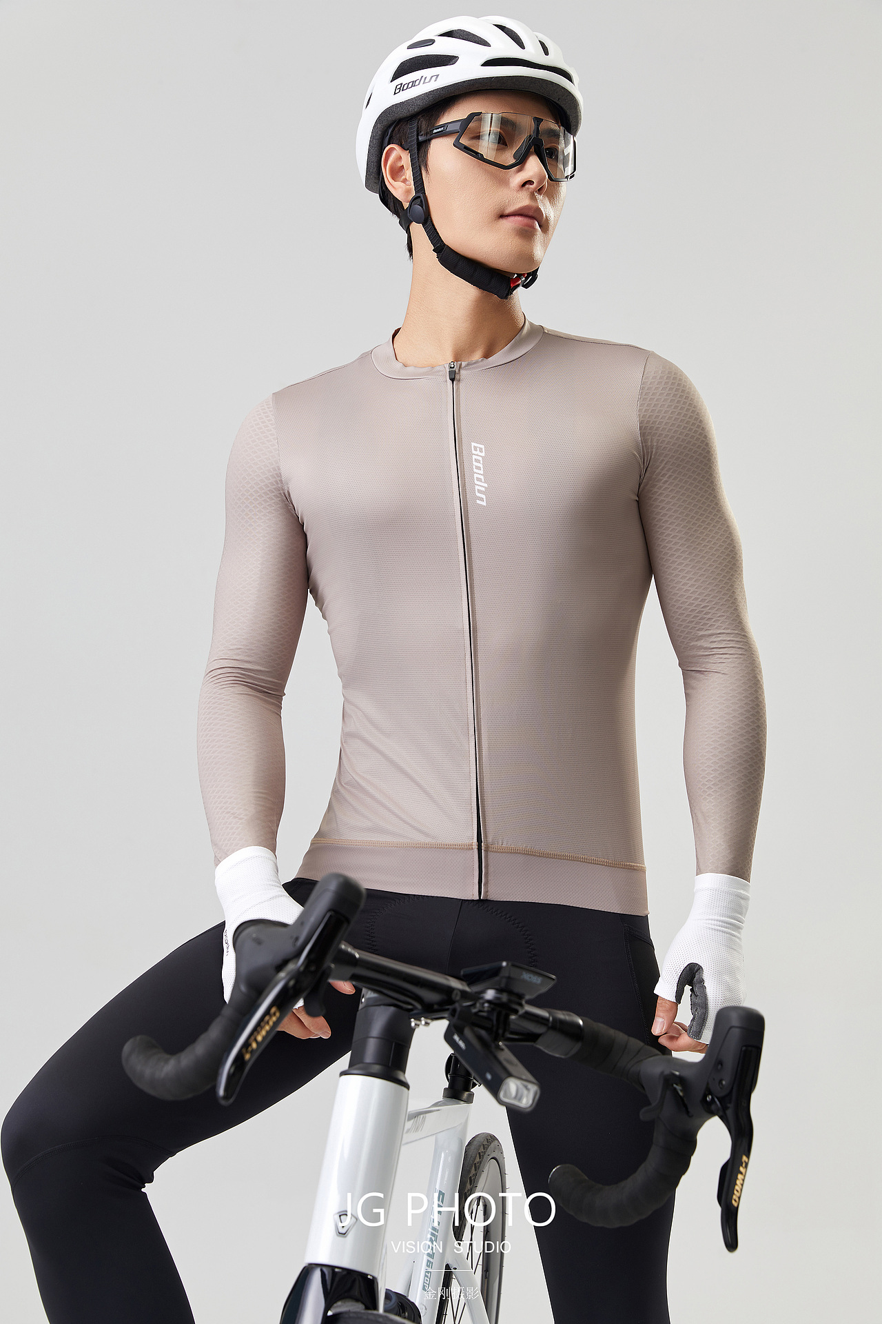 骑行服拍摄可约