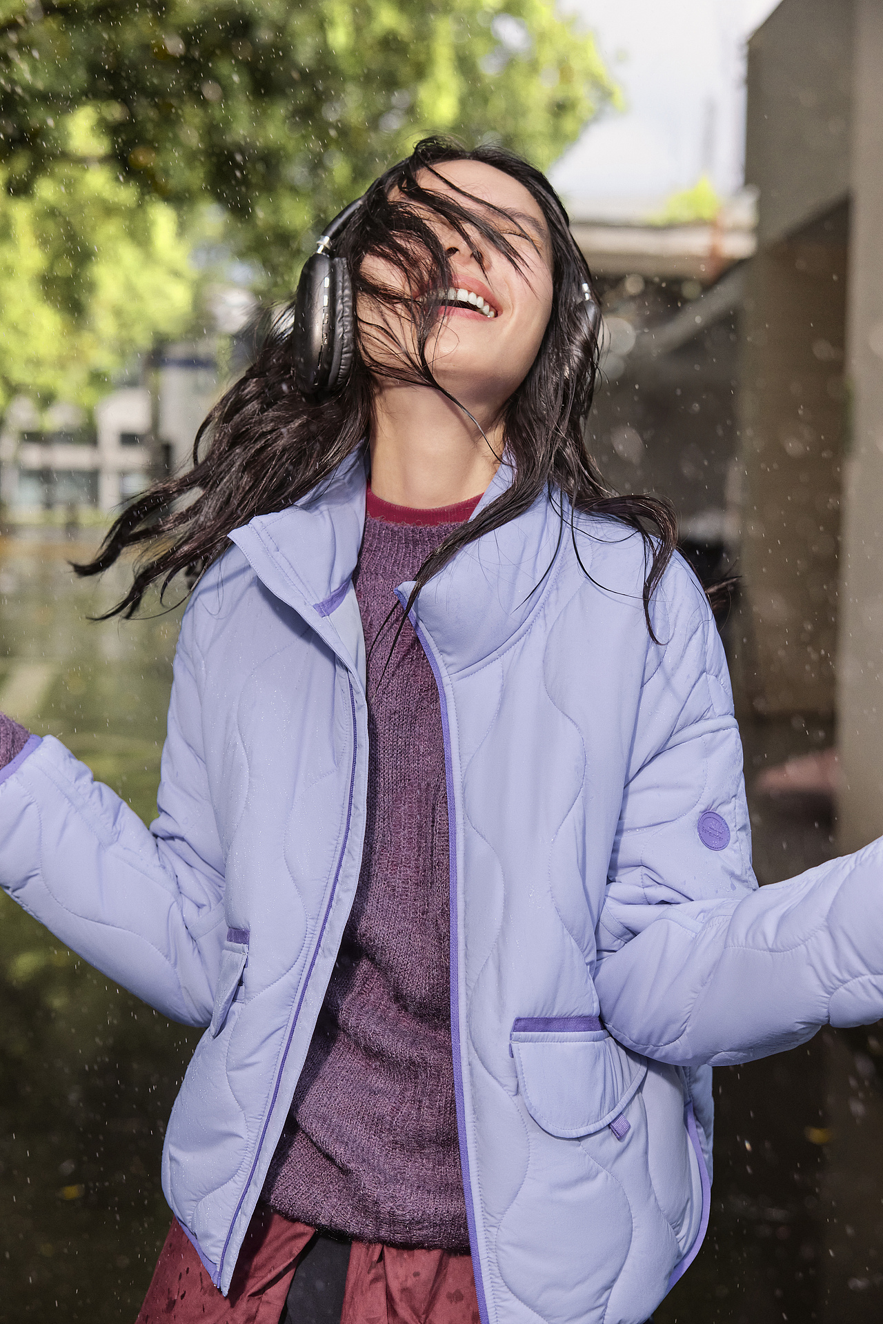 女士气绒外套模特图修图案例