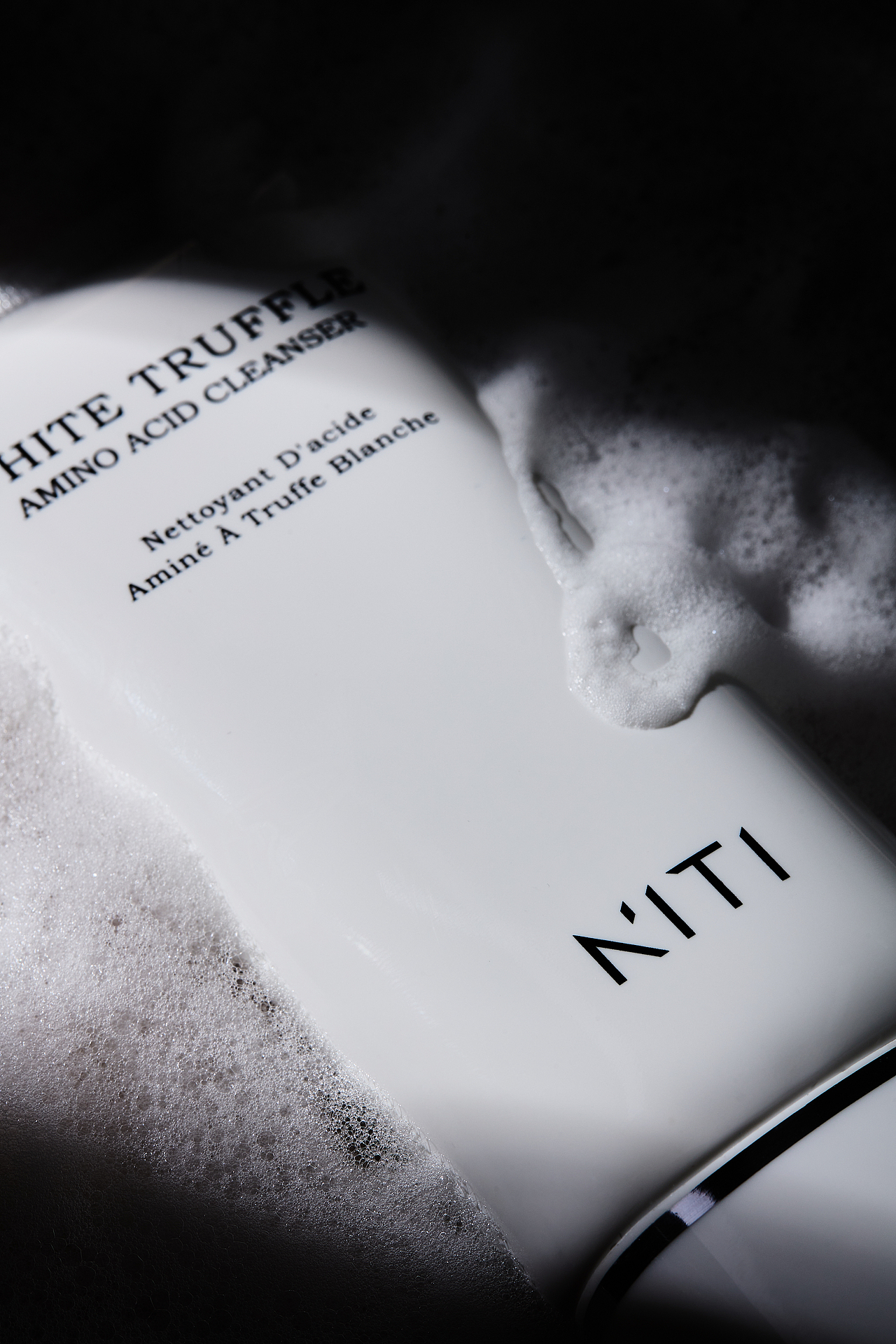 静物摄影|洗面奶xNTI（图ZMzc4NzMxMzE2） - 产品摄影 - 站酷设计师W_影厂迪原创素材 - 站酷ZCOOL