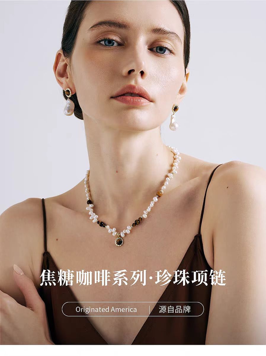 拍了无数珠宝首饰品牌的模特