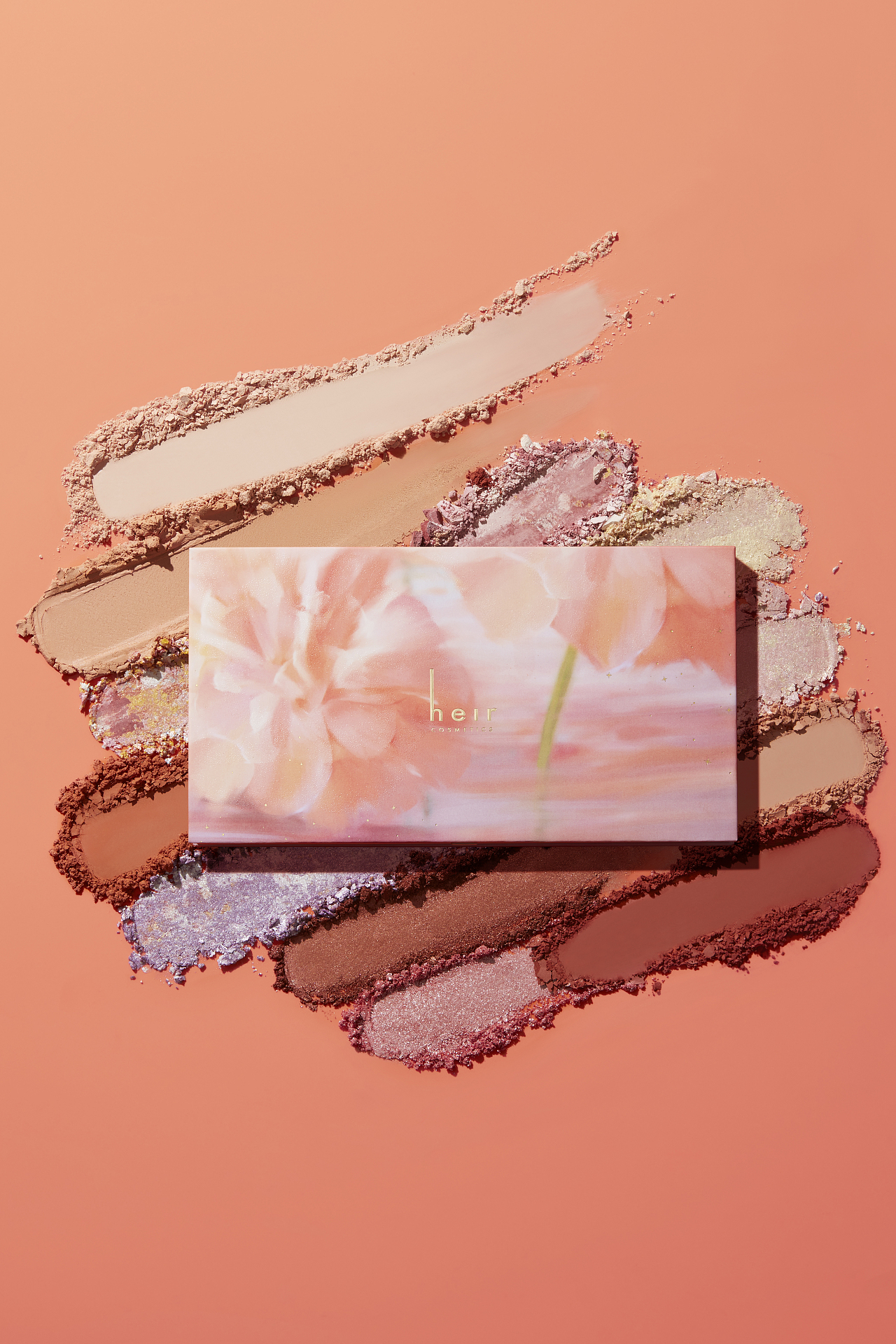 Heir Bloom In Dawn 18 colour Eyeshadow Palette（图ZMzc4Nzk5ODgw） - 产品摄影 - 站酷设计师PIXELIMAGE摄影原创素材 - 站酷ZCOOL
