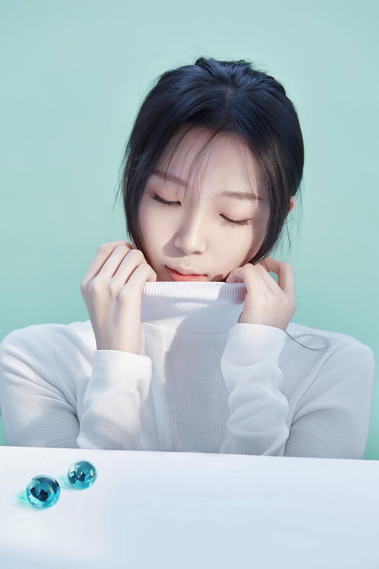 白色毛衣（图ZMzc4OTM3NTA0） - 人像摄影 - 站酷设计师Ciga_1原创素材 - 站酷ZCOOL