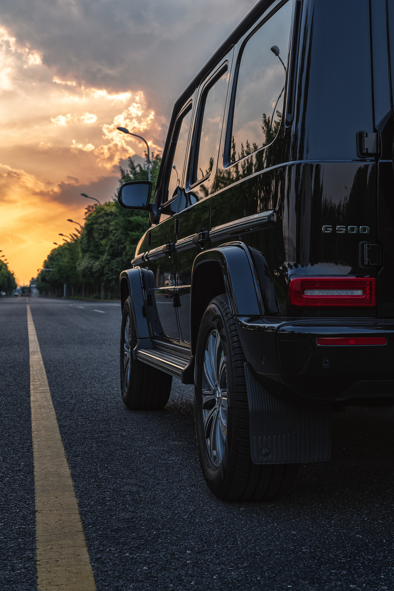 汽车户外动态拍摄—奔驰大G 奔驰G500