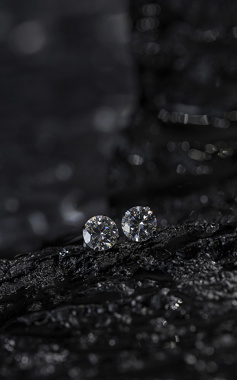 云端造物-莫桑钻耳钉（图ZMzc5MDU3MzIw） - 产品摄影 - 站酷设计师聚象影视传媒原创素材 - 站酷ZCOOL