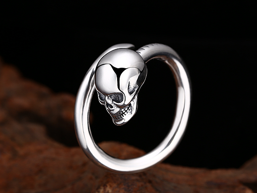 光面骷髅头戒指