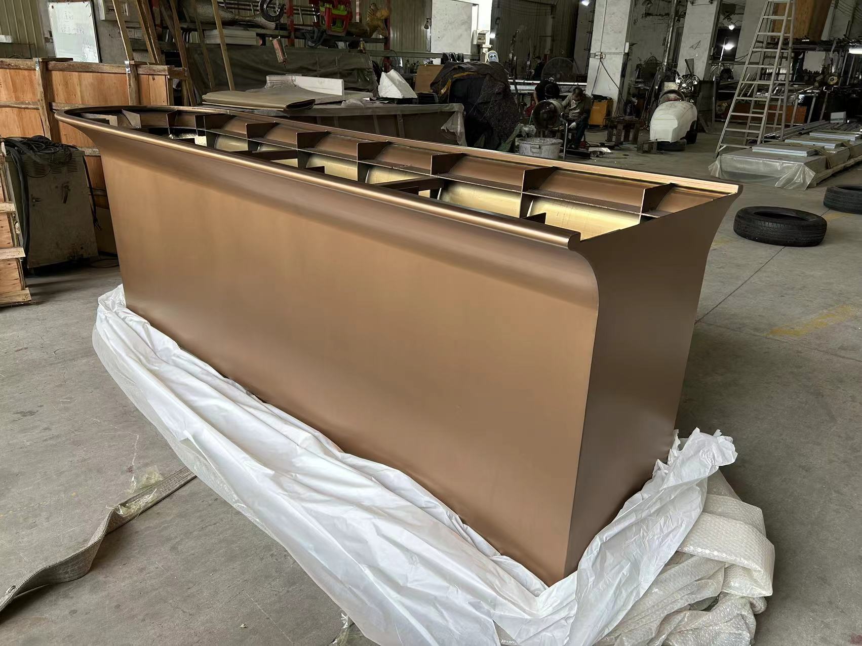 不锈钢拉丝古铜接待台